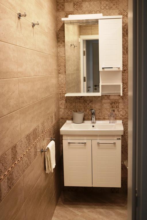 Central Varna Apartment - Lets4Holiday Exterior foto