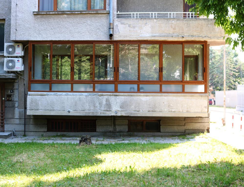Central Varna Apartment - Lets4Holiday Exterior foto