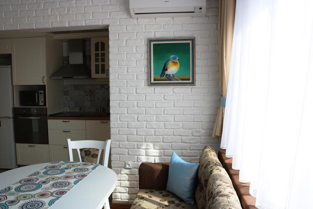 Central Varna Apartment - Lets4Holiday Exterior foto